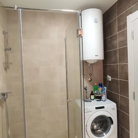 Green Residence Apartment